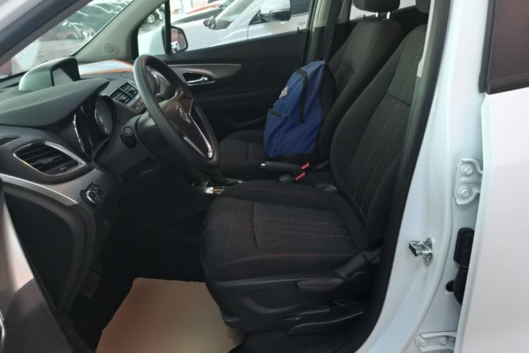Used Buick Encore 2015 1.4T Automatic Two-Wheel Drive Urban Elite Version Left Front Seat