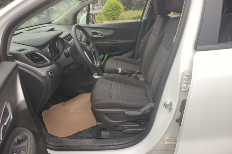 Used Buick Encore 2015 1.4T Automatic Two-Wheel Drive Urban Elite Version Left Front Seat