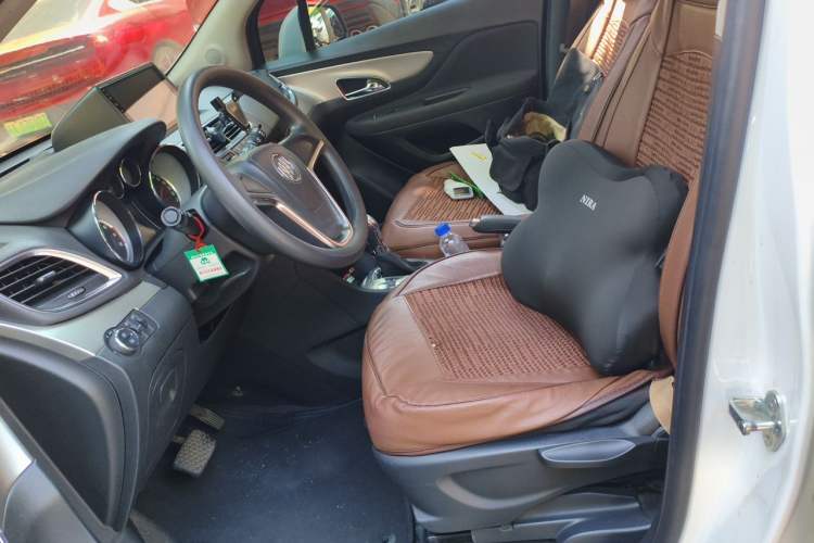 Used Buick Encore 2015 1.4T Automatic Two-Wheel Drive Urban Elite Version Left Front Seat