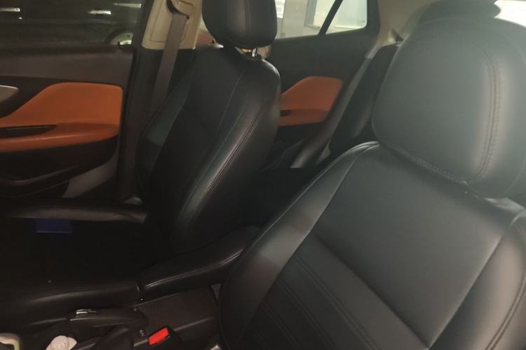 Used Buick Encore 2015 1.4T Automatic Two-Wheel Drive Urban Elite Version Left Front Seat