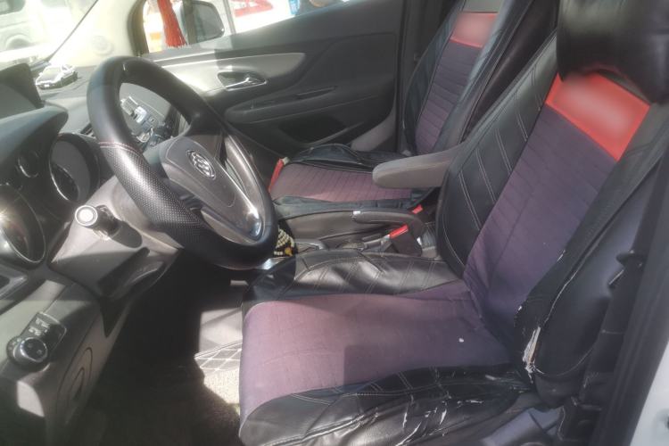 Used Buick Encore 2015 1.4T Automatic Two-Wheel Drive Urban Elite Version Left Front Seat