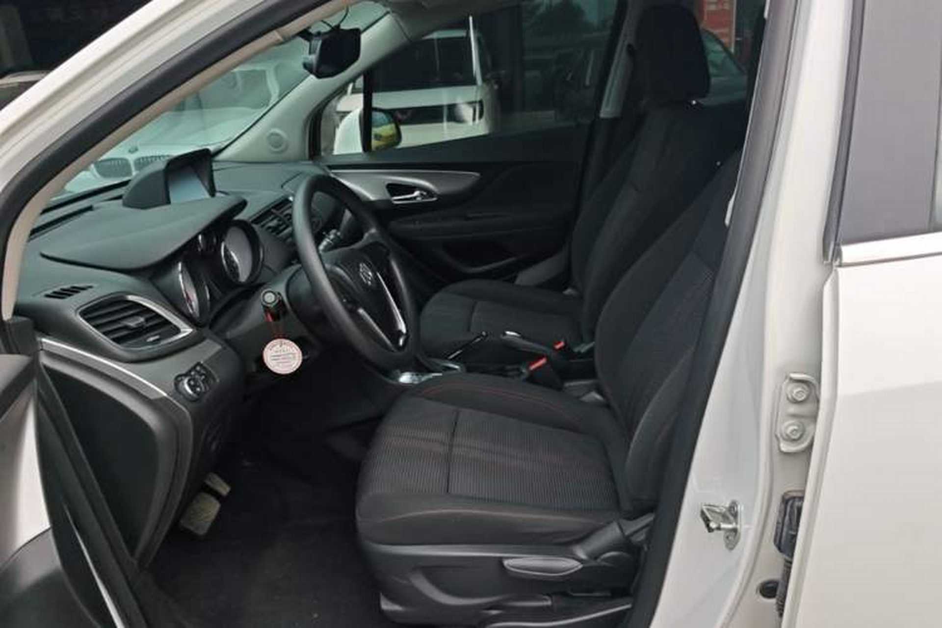 Used Buick Encore 2015 1.4T Automatic Two-Wheel Drive Urban Elite Version Left Front Seat