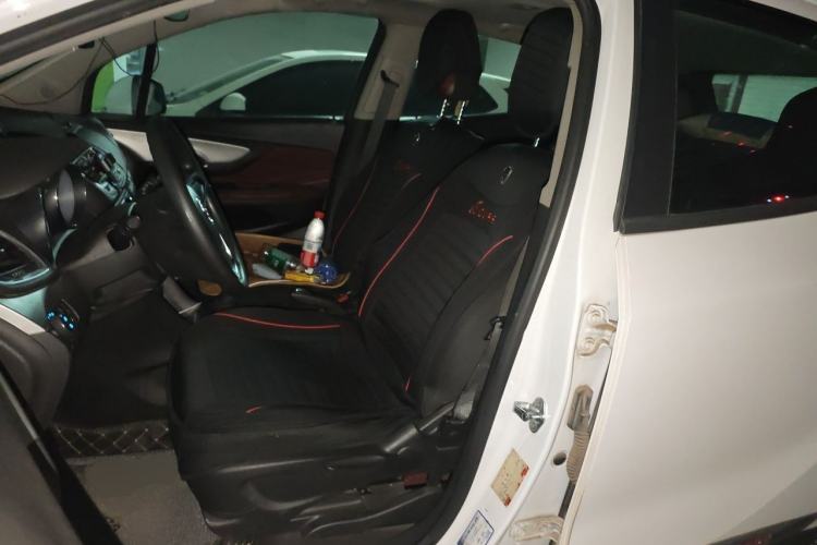Used Buick Encore 2015 1.4T Manual Two-Wheel Drive Urban Advanced Model Left Front Seat