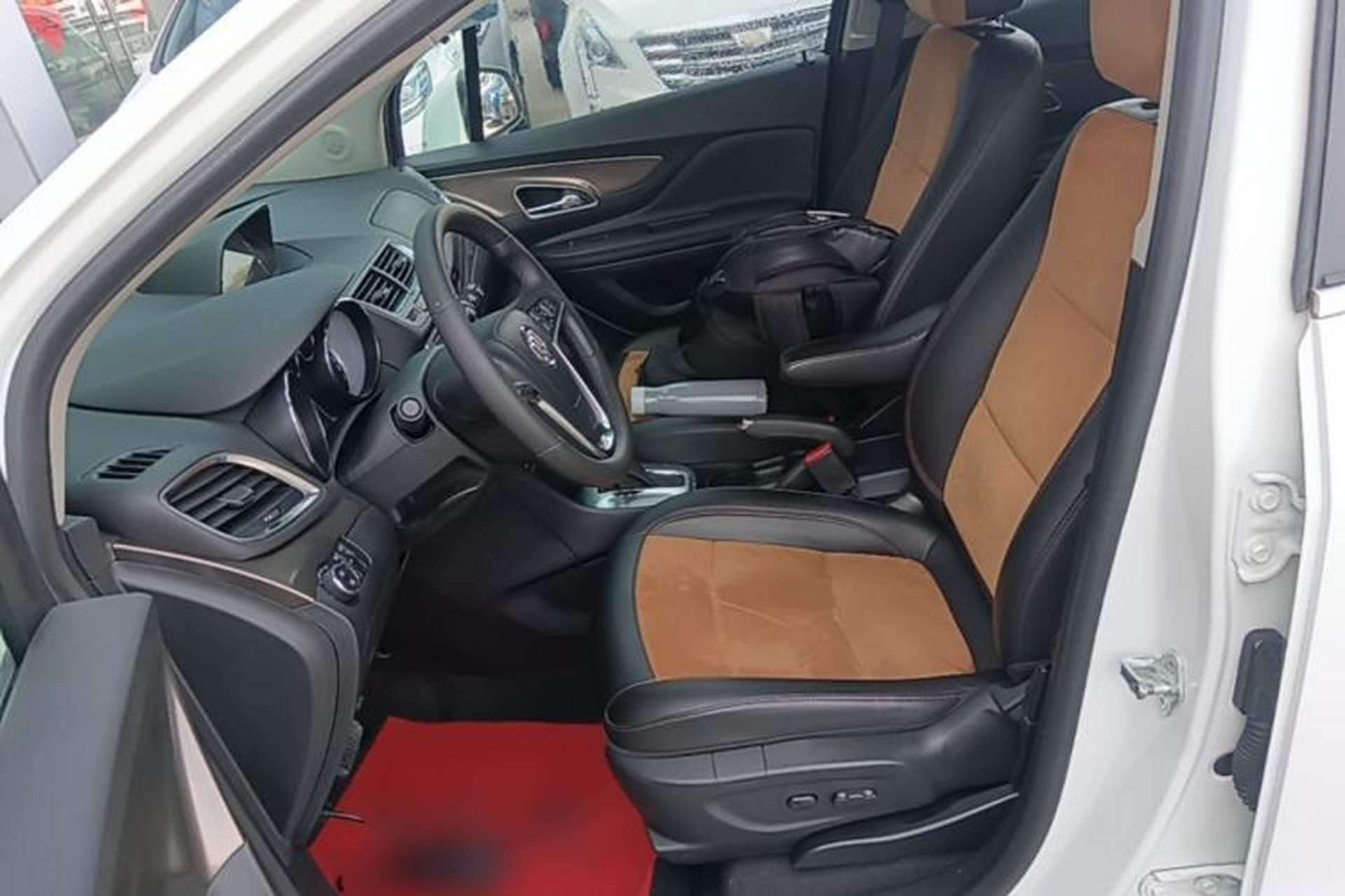 Used Buick Encore 2015 1.4T Automatic Two-Wheel Drive Urban Leading Model Left Front Seat