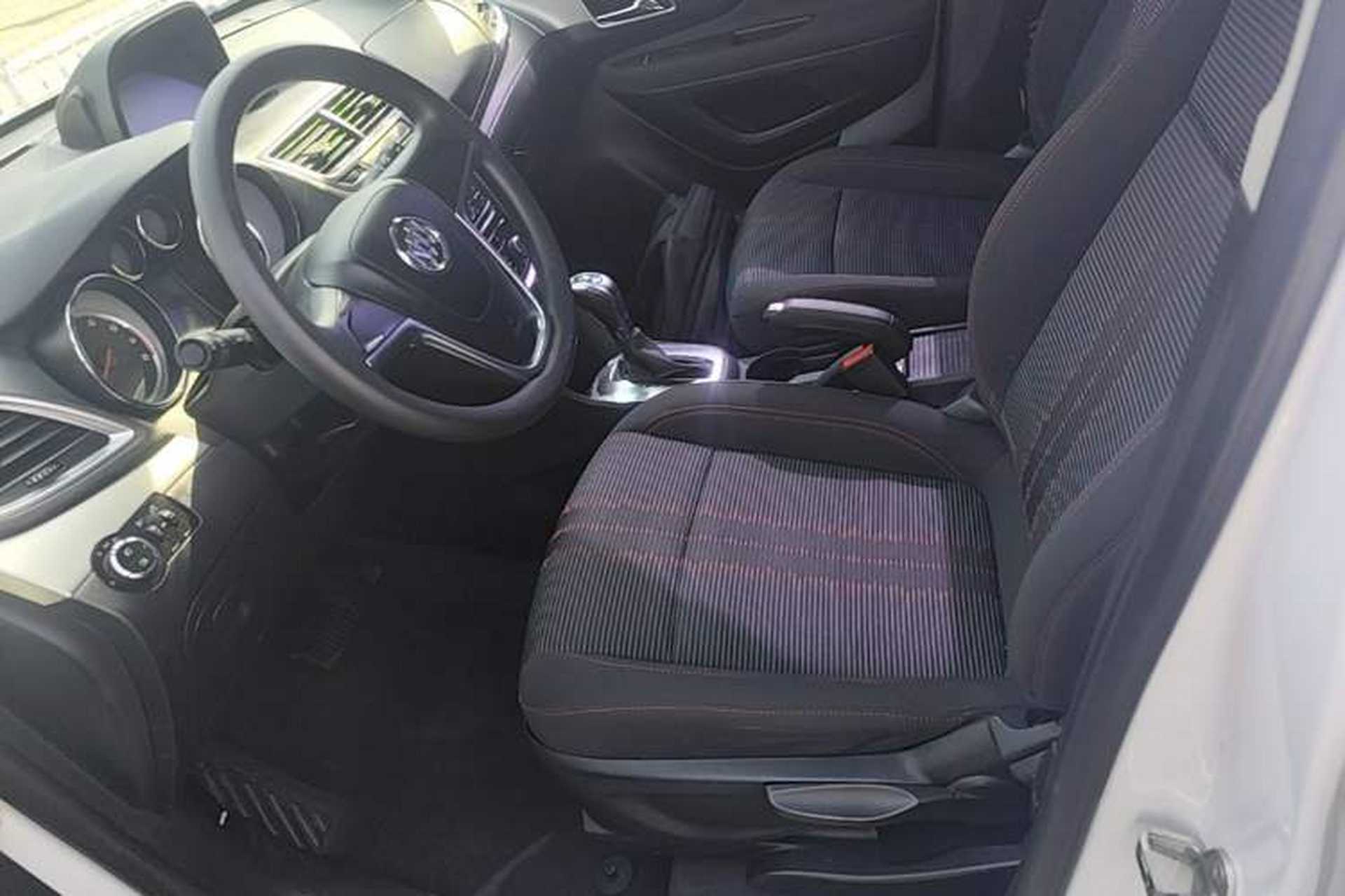 Used Buick Encore 2015 1.4T Automatic Two-Wheel Drive Urban Elite Version Left Front Seat