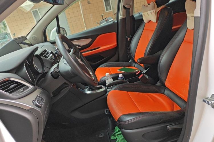 Used Buick Encore 2015 1.4T Automatic Two-Wheel Drive Urban Elite Version Left Front Seat