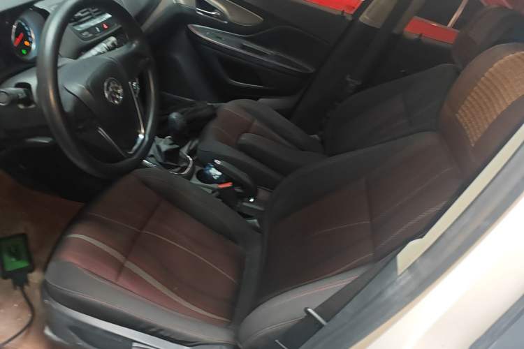 Used Buick Encore 2015 1.4T Manual Two-Wheel Drive Urban Advanced Model Left Front Seat