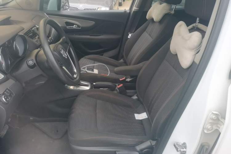 Used Buick Encore 2015 1.4T Automatic Two-Wheel Drive Urban Elite Version Left Front Seat