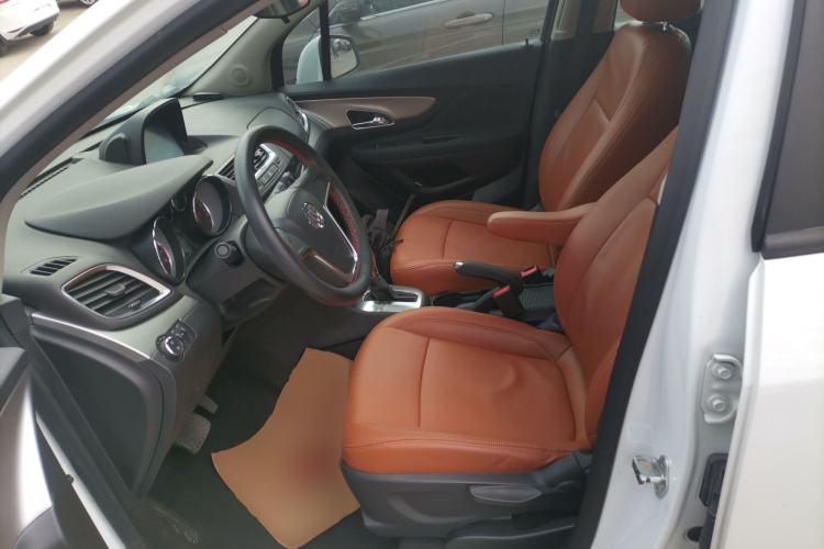 Used Buick Encore 2015 1.4T Automatic Two-Wheel Drive Urban Elite Version Left Front Seat