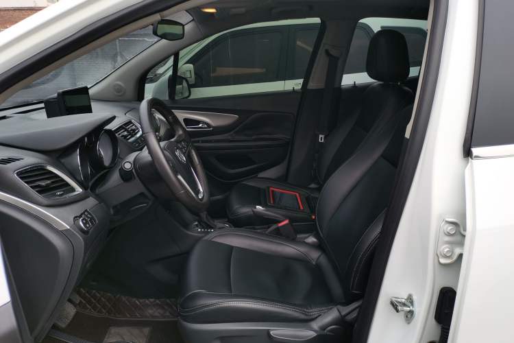 Used Buick Encore 2015 1.4T Automatic Two-Wheel Drive Urban Elite Version Left Front Seat