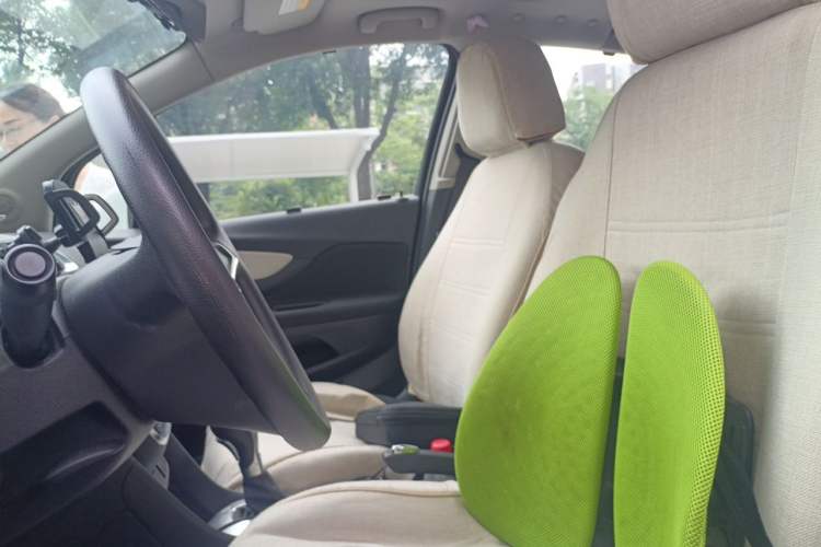 Used Buick Encore 2015 1.4T Automatic Two-Wheel Drive Urban Elite Version Left Front Seat