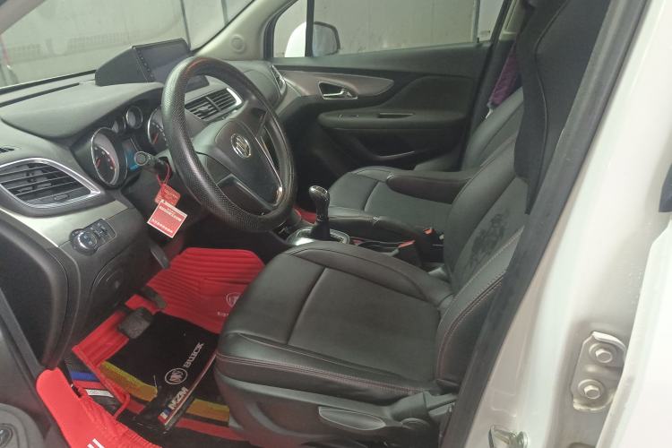Used Buick Encore 2015 1.4T Automatic Two-Wheel Drive Urban Elite Version Left Front Seat
