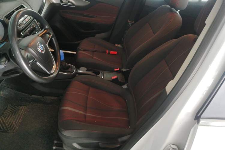 Used Buick Encore 2015 1.4T Manual Two-Wheel Drive Urban Advanced Model Left Front Seat