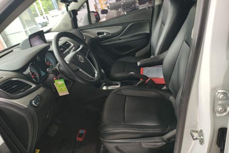 Used Buick Encore 2015 1.4T Automatic Two-Wheel Drive Urban Elite Version Left Front Seat