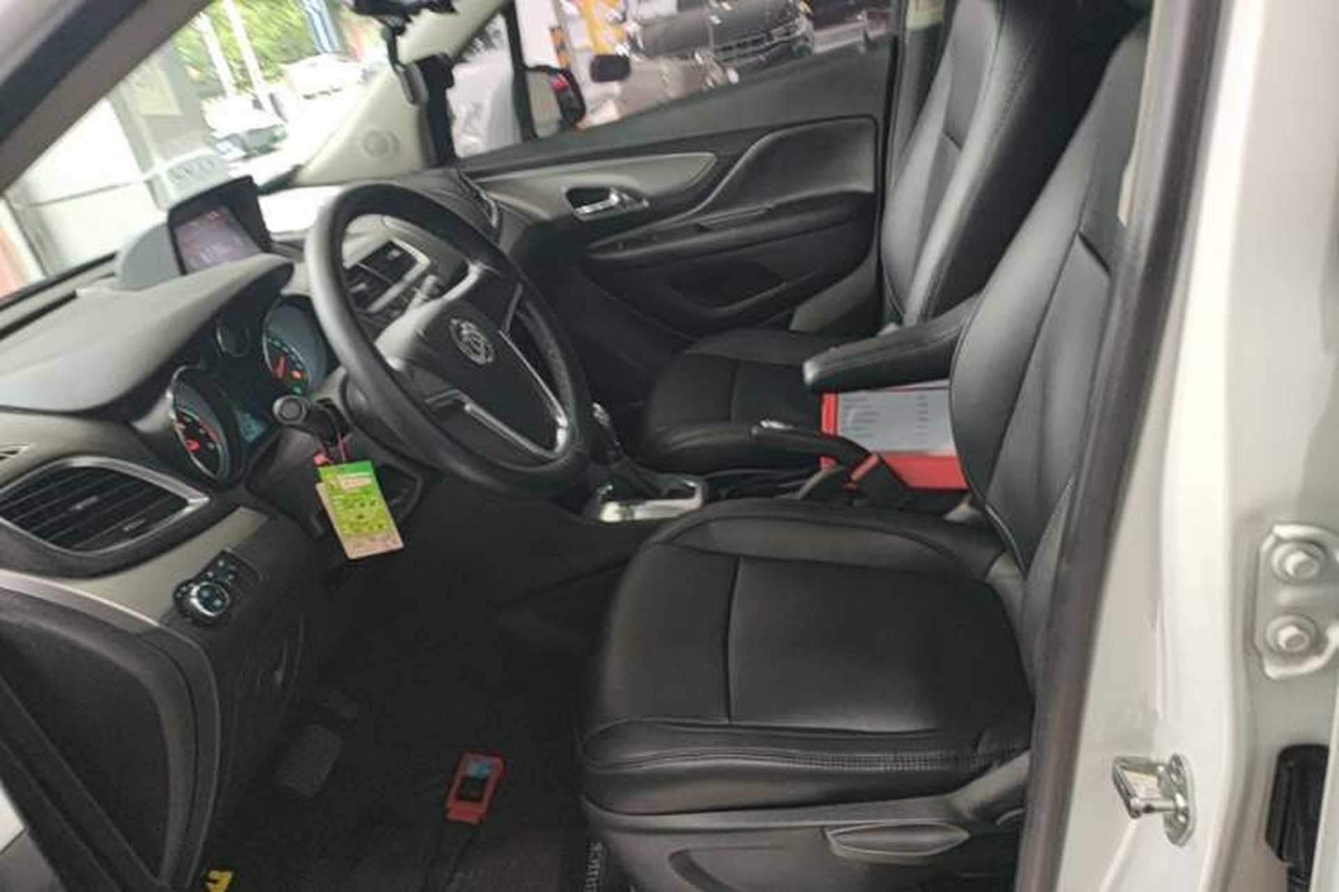 Used Buick Encore 2015 1.4T Automatic Two-Wheel Drive Urban Elite Version Left Front Seat