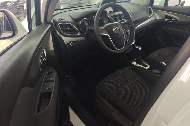 Used Buick Encore 2015 1.4T Automatic Two-Wheel Drive Urban Elite Version Left Front Seat