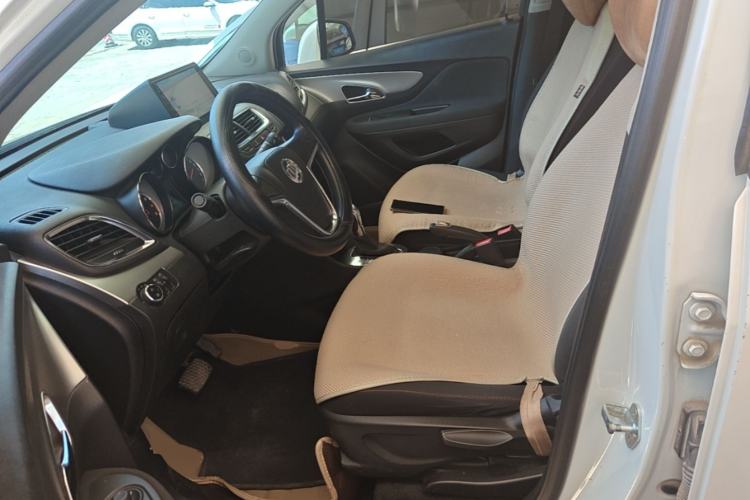 Used Buick Encore 2015 1.4T Automatic Two-Wheel Drive Urban Elite Version Left Front Seat