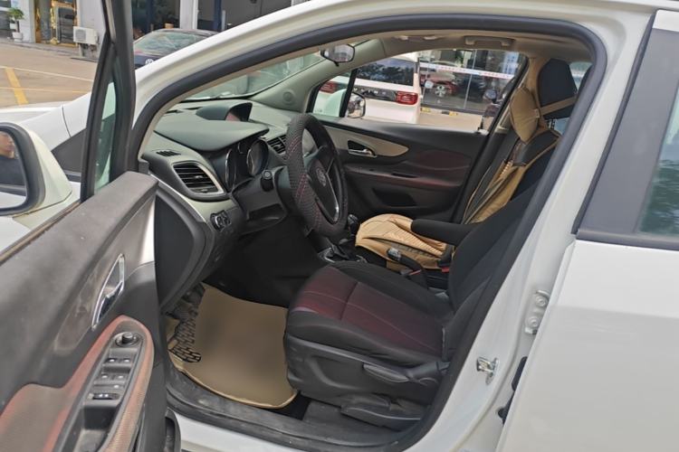 Used Buick Encore 2015 1.4T Manual Two-Wheel Drive Urban Advanced Model Left Front Seat
