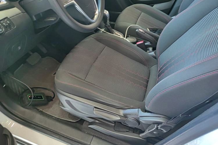 Used Buick Encore 2015 1.4T Automatic Two-Wheel Drive Urban Elite Version Left Front Seat
