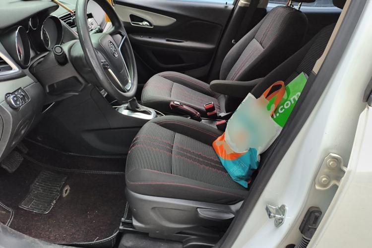 Used Buick Encore 2015 1.4T Automatic Two-Wheel Drive Urban Elite Version Left Front Seat