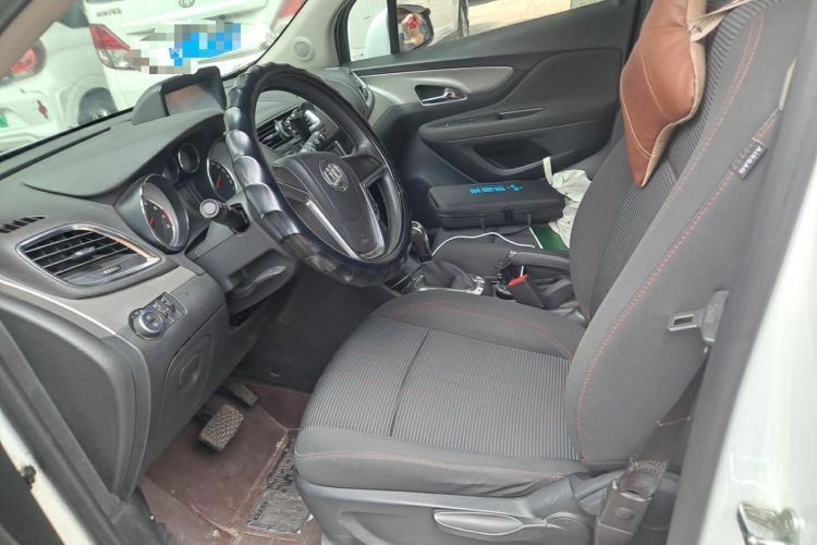 Used Buick Encore 2015 1.4T Automatic Two-Wheel Drive Urban Elite Version Left Front Seat