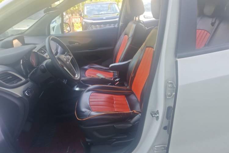 Used Buick Encore 2015 1.4T Automatic Two-Wheel Drive Urban Elite Version Left Front Seat