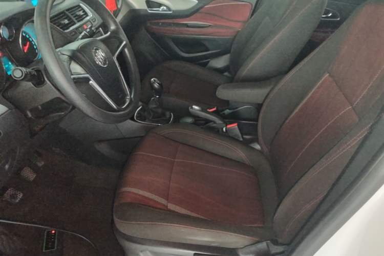 Used Buick Encore 2015 1.4T Manual Two-Wheel Drive Urban Advanced Model Left Front Seat