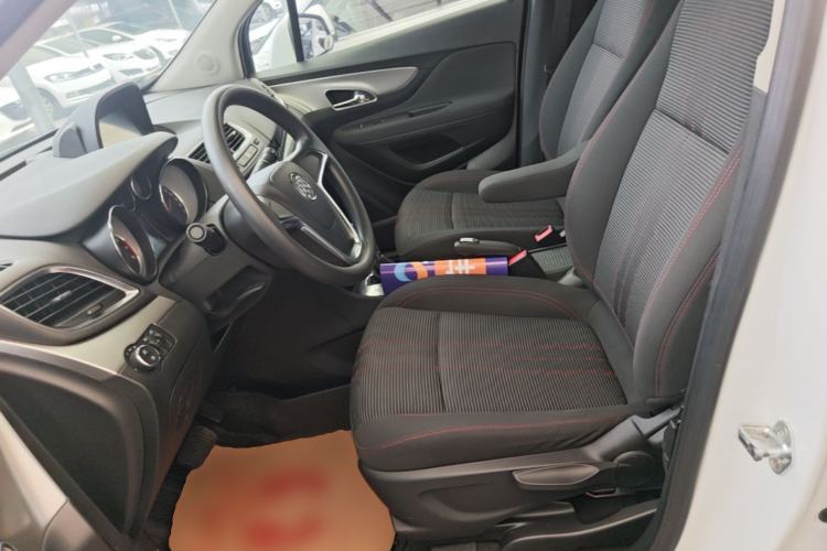 Used Buick Encore 2015 1.4T Automatic Two-Wheel Drive Urban Elite Version Left Front Seat