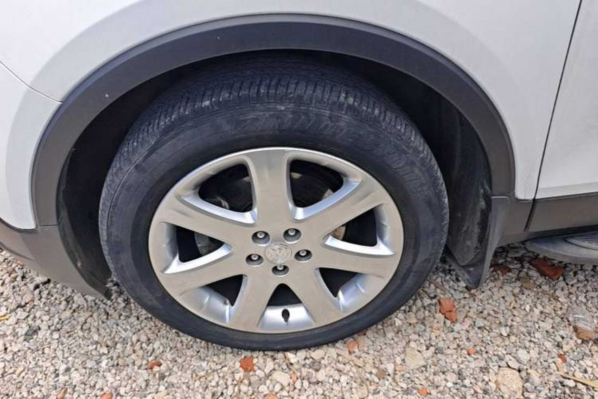 Used Buick Encore 2015 1.4T Automatic Two-Wheel Drive Urban Elite Version Left Front Wheel Hub