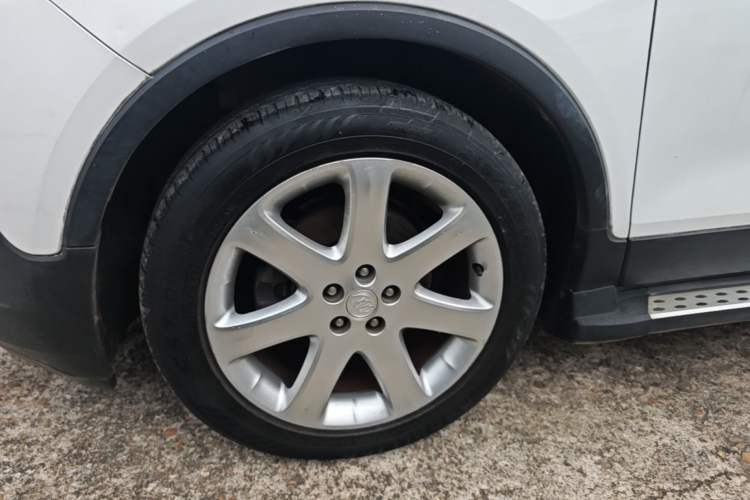 Used Buick Encore 2015 1.4T Automatic Two-Wheel Drive Urban Elite Version Left Front Wheel Hub