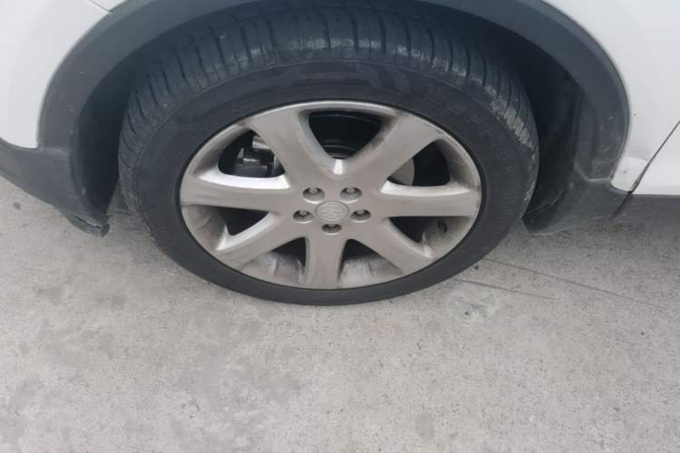 Used Buick Encore 2015 1.4T Automatic Two-Wheel Drive Urban Elite Version Left Front Wheel Hub