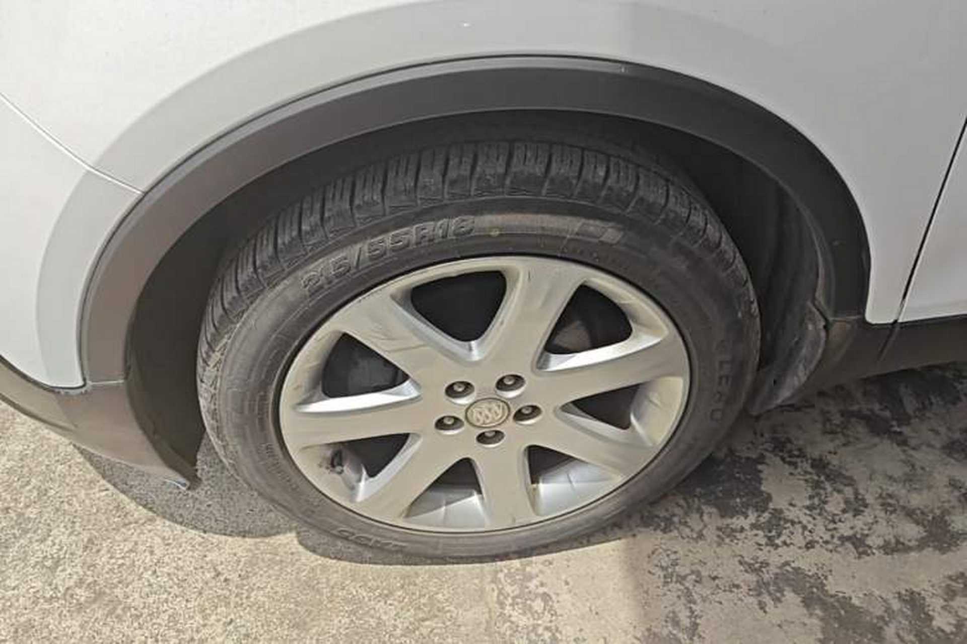 Used Buick Encore 2015 1.4T Automatic Two-Wheel Drive Urban Elite Version Left Front Wheel Hub