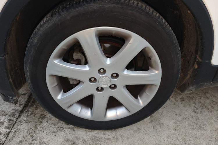 Used Buick Encore 2015 1.4T Automatic Two-Wheel Drive Urban Elite Version Left Front Wheel Hub