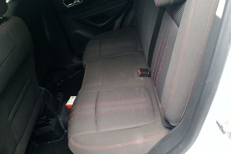 Used Buick Encore 2015 1.4T Automatic Two-Wheel Drive Urban Elite Version Left Rear Seat