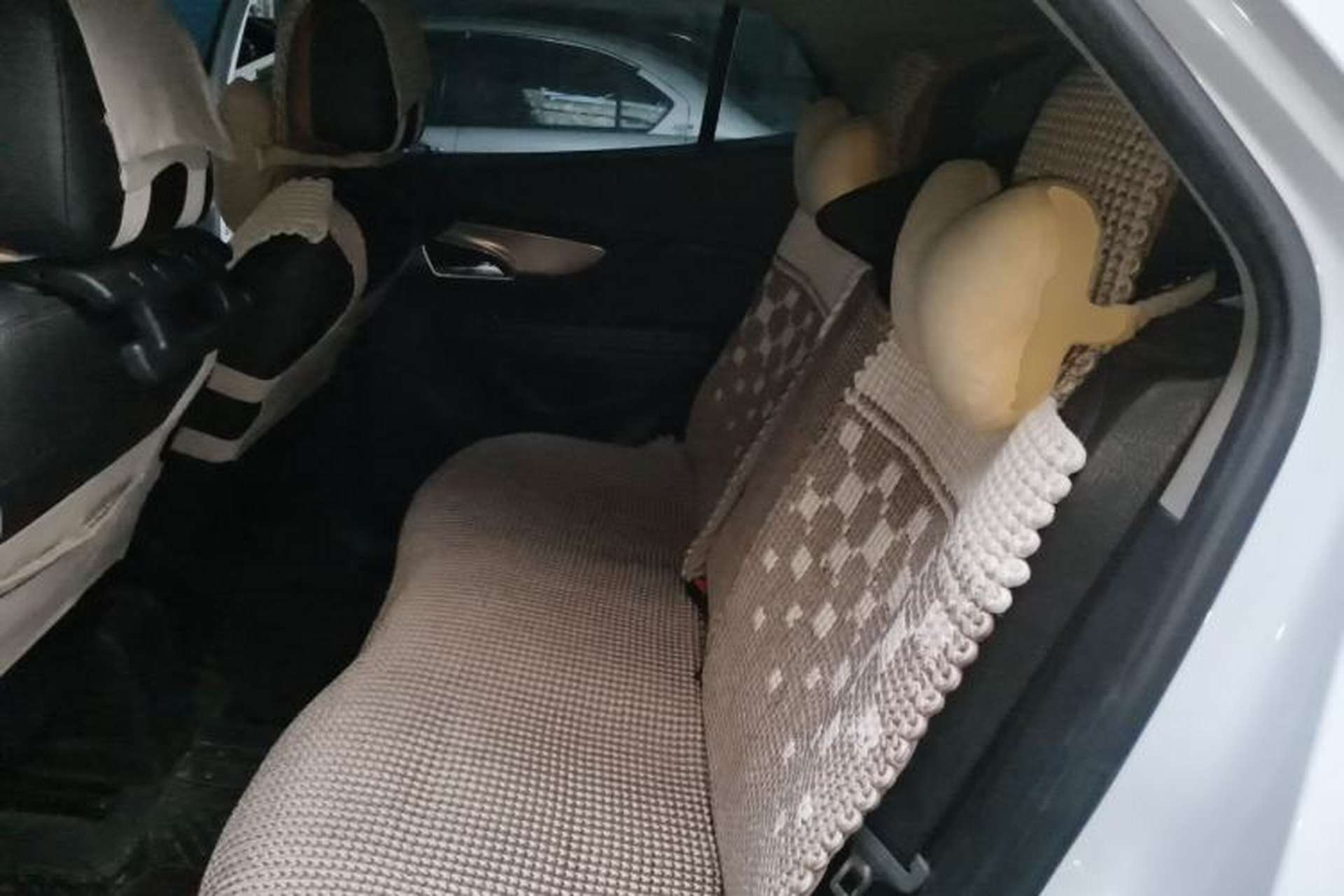 Used Buick Encore 2015 1.4T Automatic Two-Wheel Drive Urban Leading Model Left Rear Seat