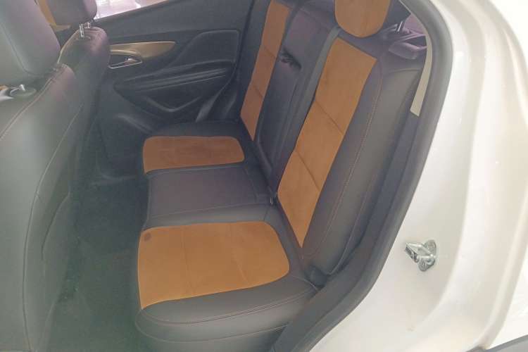 Used Buick Encore 2015 1.4T Automatic Two-Wheel Drive Urban Leading Model Left Rear Seat