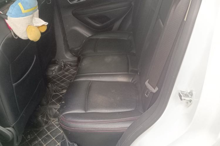 Used Buick Encore 2015 1.4T Automatic Two-Wheel Drive Urban Elite Version Left Rear Seat