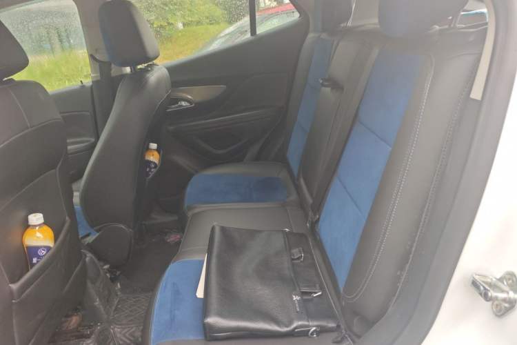 Used Buick Encore 2015 1.4T Automatic Two-Wheel Drive Urban Leading Model Left Rear Seat