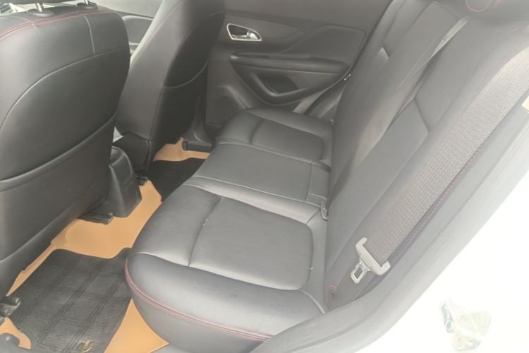 Used Buick Encore 2015 1.4T Automatic Two-Wheel Drive Urban Elite Version Left Rear Seat