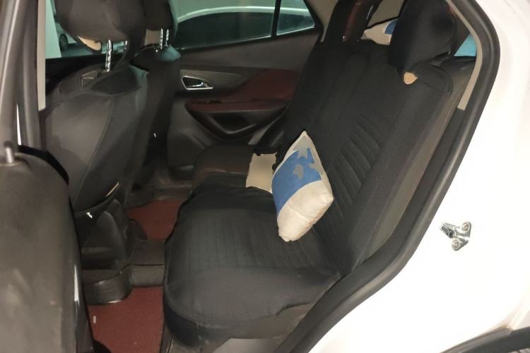 Used Buick Encore 2015 1.4T Manual Two-Wheel Drive Urban Advanced Model Left Rear Seat
