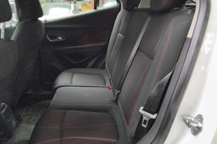 Used Buick Encore 2015 1.4T Manual Two-Wheel Drive Urban Advanced Model Left Rear Seat