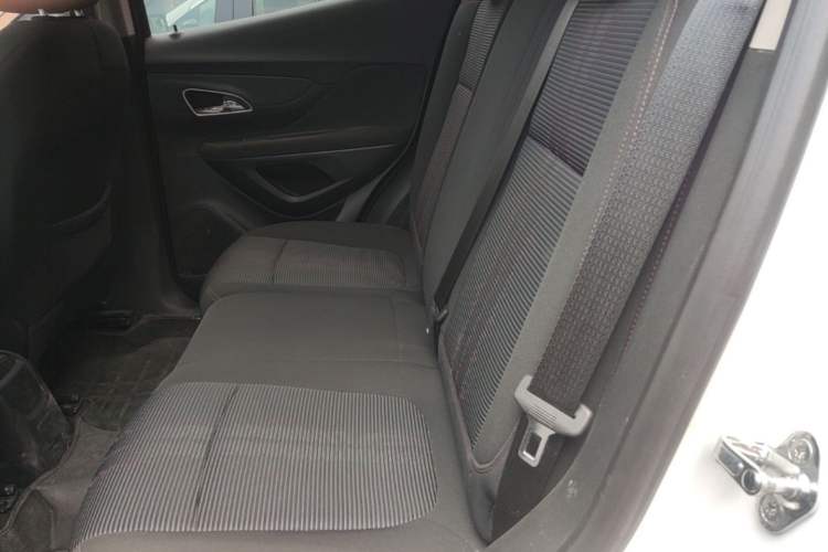 Used Buick Encore 2015 1.4T Automatic Two-Wheel Drive Urban Elite Version Left Rear Seat