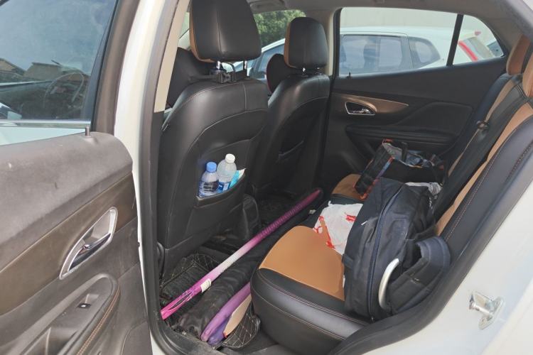 Used Buick Encore 2015 1.4T Automatic Two-Wheel Drive Urban Leading Model Left Rear Seat