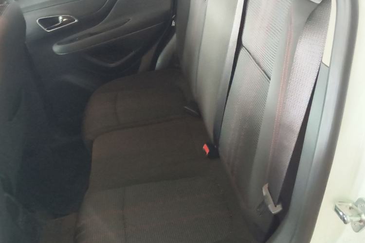 Used Buick Encore 2015 1.4T Automatic Two-Wheel Drive Urban Elite Version Left Rear Seat