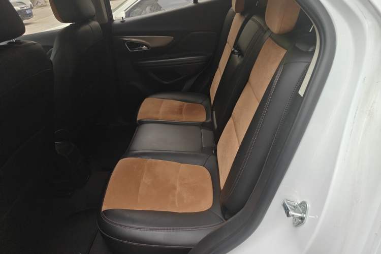 Used Buick Encore 2015 1.4T Automatic Two-Wheel Drive Urban Leading Model Left Rear Seat