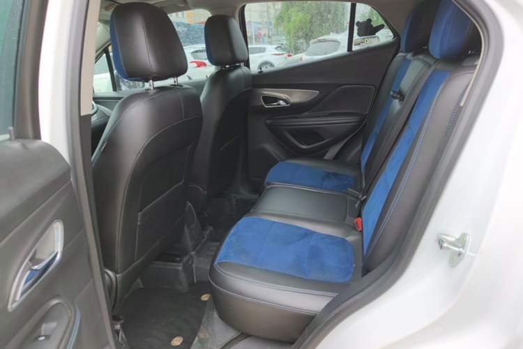 Used Buick Encore 2015 1.4T Automatic Two-Wheel Drive Urban Leading Model Left Rear Seat