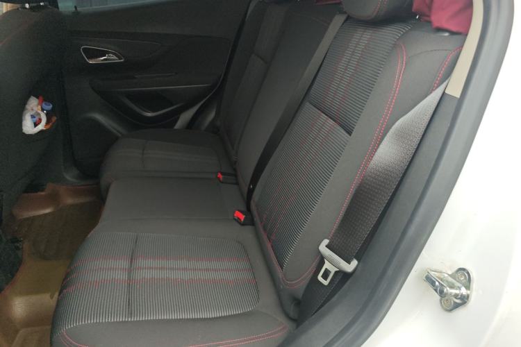 Used Buick Encore 2015 1.4T Automatic Two-Wheel Drive Urban Elite Version Left Rear Seat