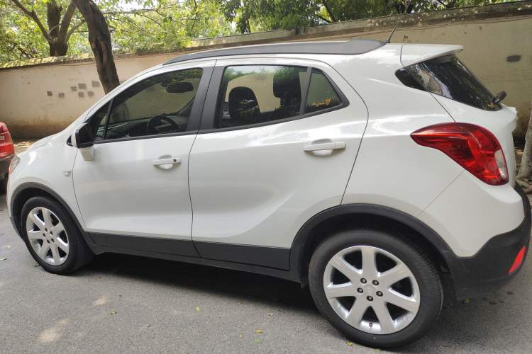 Used Buick Encore 2015 1.4T Automatic Two-Wheel Drive Urban Elite Version Left Side