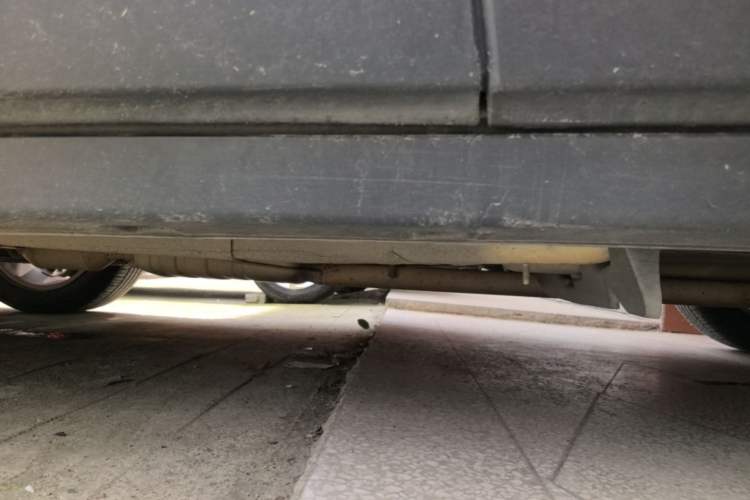 Used Buick Encore 2015 1.4T Automatic Two-Wheel Drive Urban Elite Version Left Side Sill