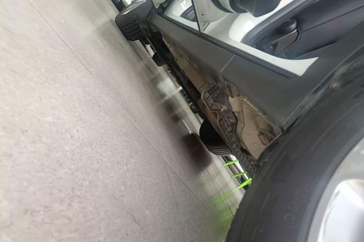 Used Buick Encore 2015 1.4T Automatic Two-Wheel Drive Urban Elite Version Left Side Sill